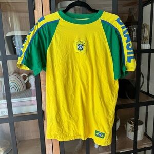 Vintage y2k Brazil top tee 2000's Brasil t-shirt futbol soccer logo embroidered